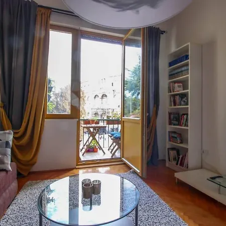 Apartment Artistic Luxury Flat With Colosseum View Pula
